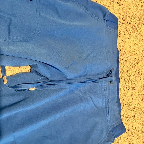 Cobalt Grey’s Anatomy Srubs by Barco Srubs. Small top and small/petite pants - Picture 4 of 5